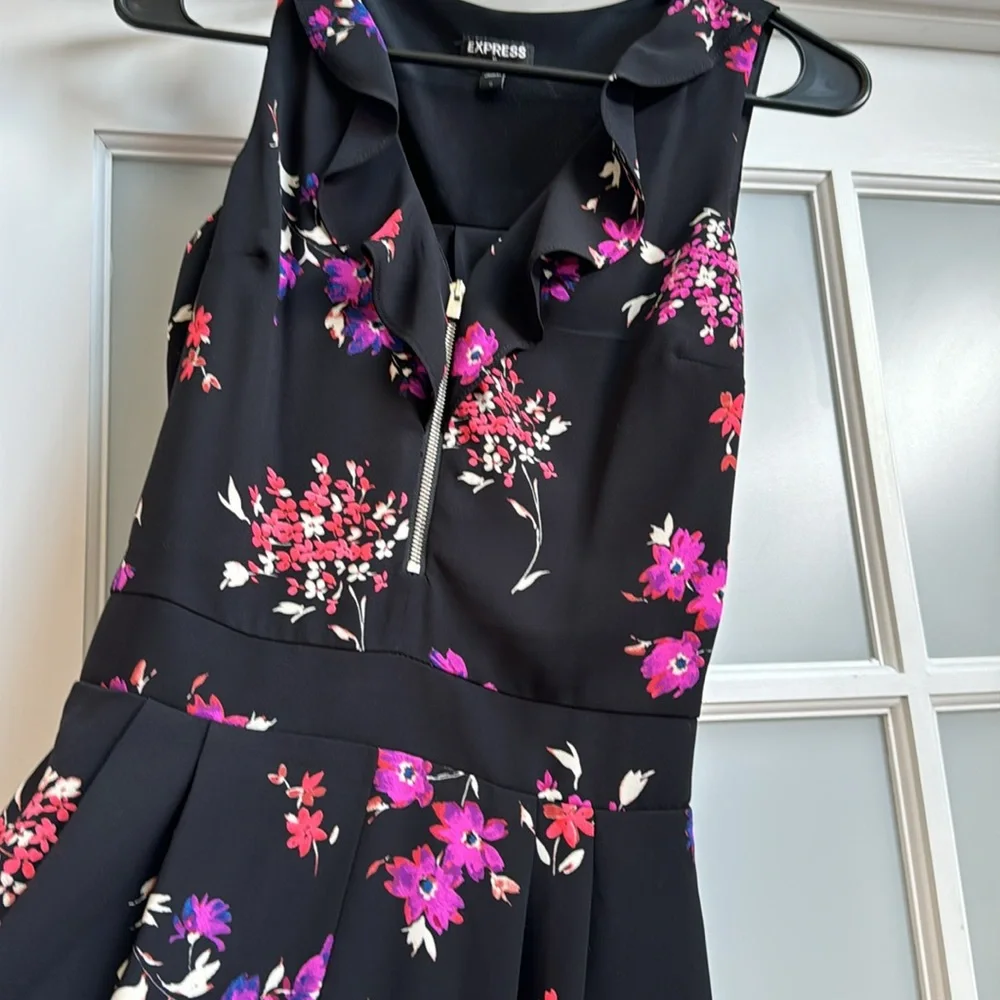 Romper - Picture 4 of 7
